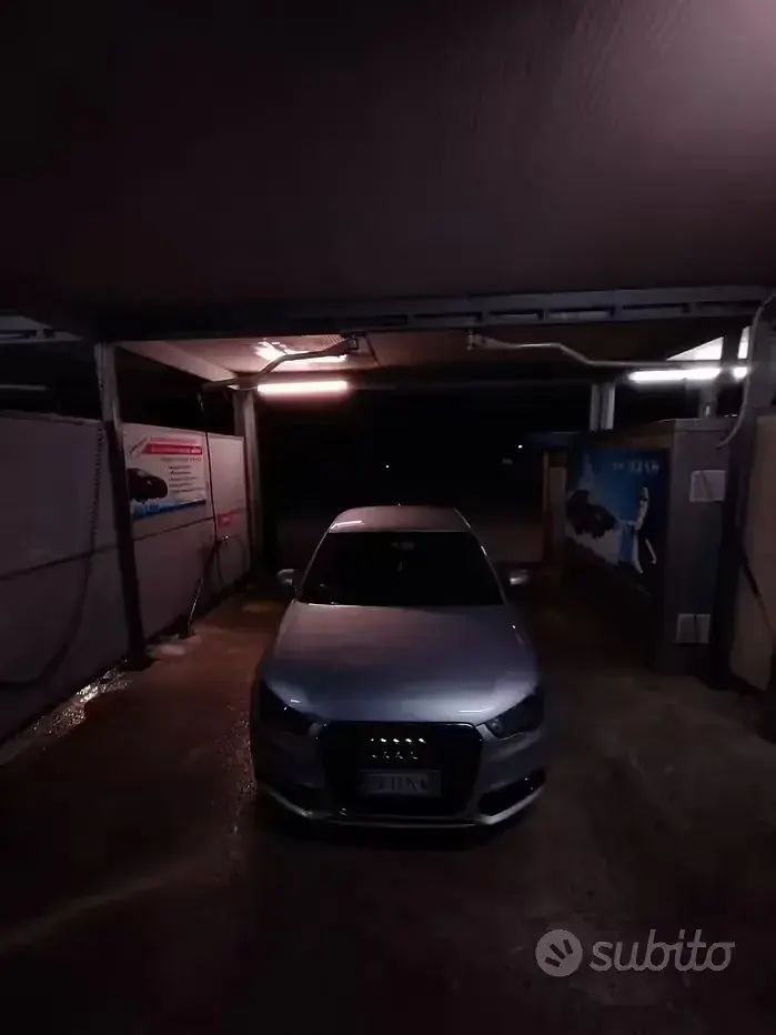 Usata Audi A1 105 CV (77 kW) 2012 Utilitaria