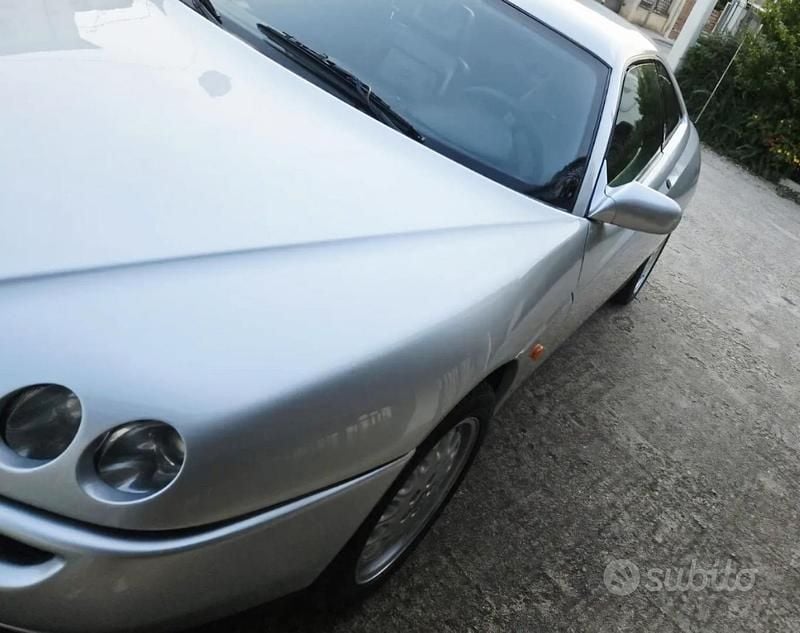 Usata Alfa Romeo GTV 150 CV (110 kW) 1997 Grigio Coupé