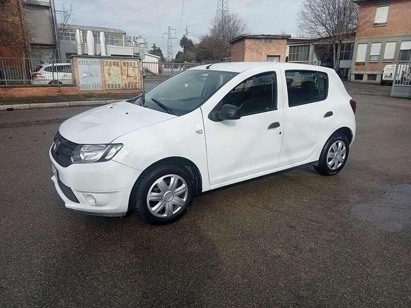 Usata Dacia Sandero Ambiance 75 CV (55 kW) 2014 Bianco Berlina