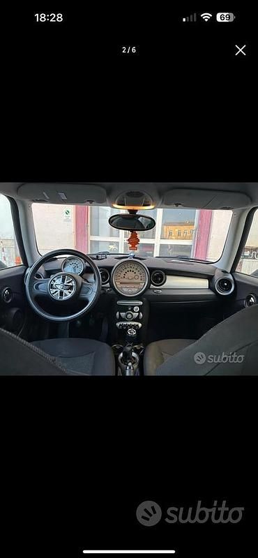 Usata Mini ONE 75 CV (55 kW) 2010 Bianco Utilitaria