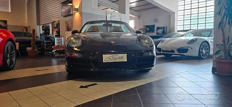 Usata Porsche 911 Carrera Cabriolet 325 CV (239 kW) 2005 Nero Cabrio