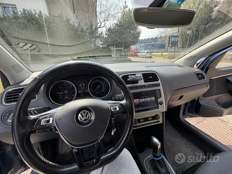 Usata VW Polo 90 CV (66 kW) 2017 Blu Berlina