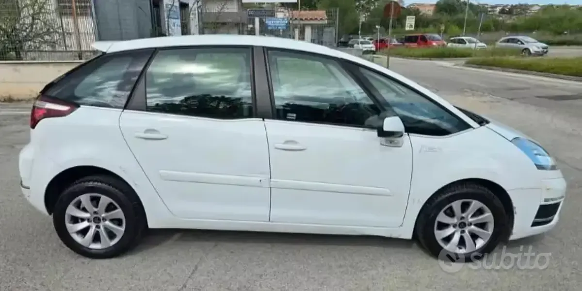 Usata Citroën C4 Picasso 2012 Bianco Monovolume
