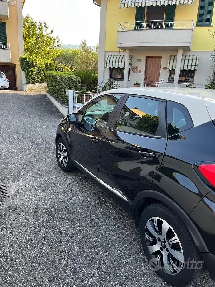Usata Renault Captur 90 CV (66 kW) 2016 SUV