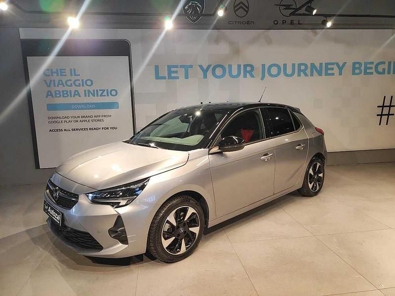 Usata Opel Corsa-e GS Line 100 kW (136 CV) 2021 Grigio Utilitaria