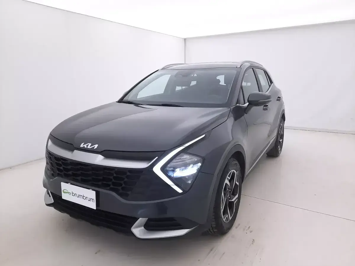 Usata Kia Sportage 136 CV (100 kW) 2022 Grigiogrigio SUV