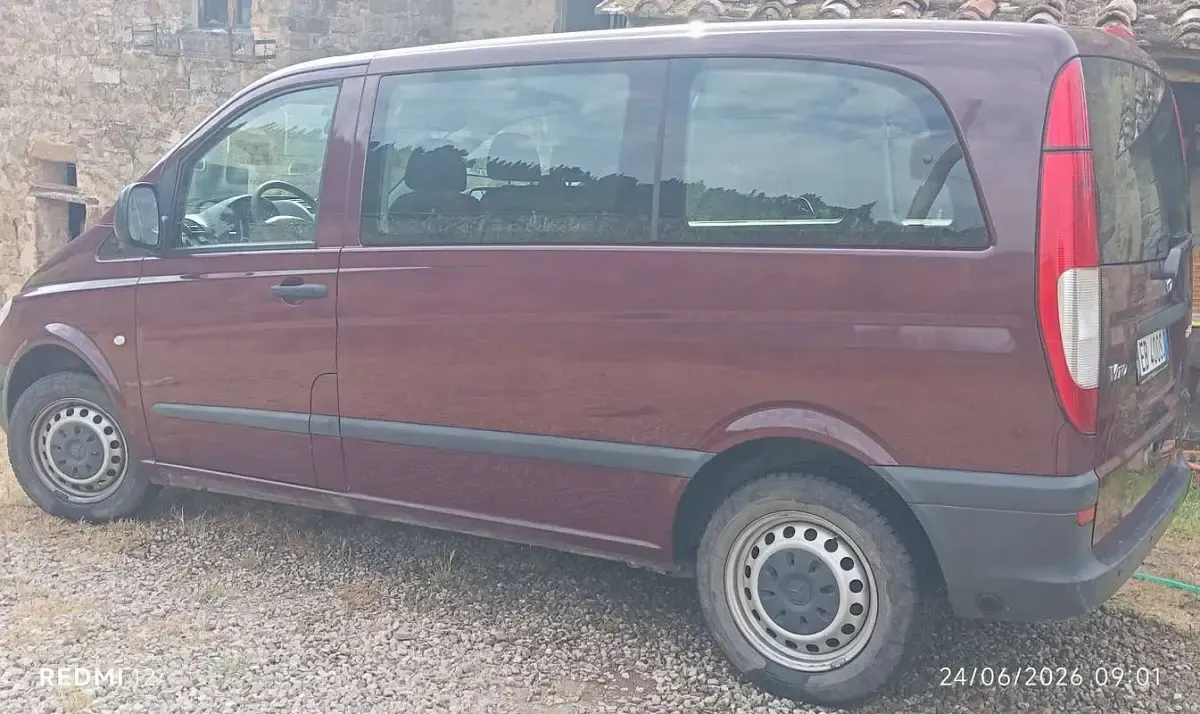 Usata Mercedes Vito 109 CV (80 kW) 2004 Rosso Furgone
