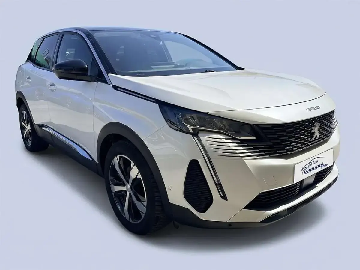 Usata Peugeot 3008 Allure 131 CV (96 kW) 2022 Bianco SUV