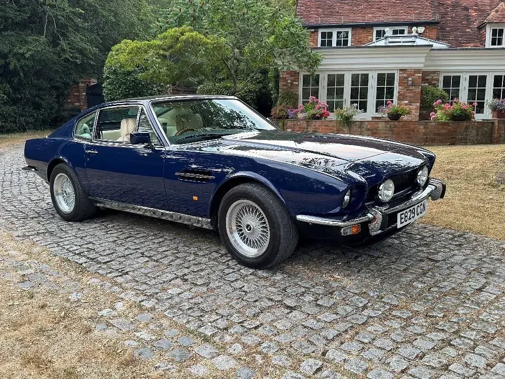Usata Aston Martin V8 315 CV (231 kW) 1986 Blu Coupé