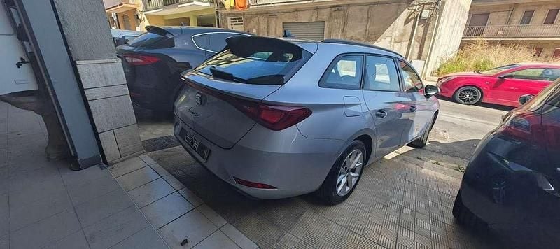 Usata Seat Leon Business 116 CV (85 kW) 2022 Argento Station wagon