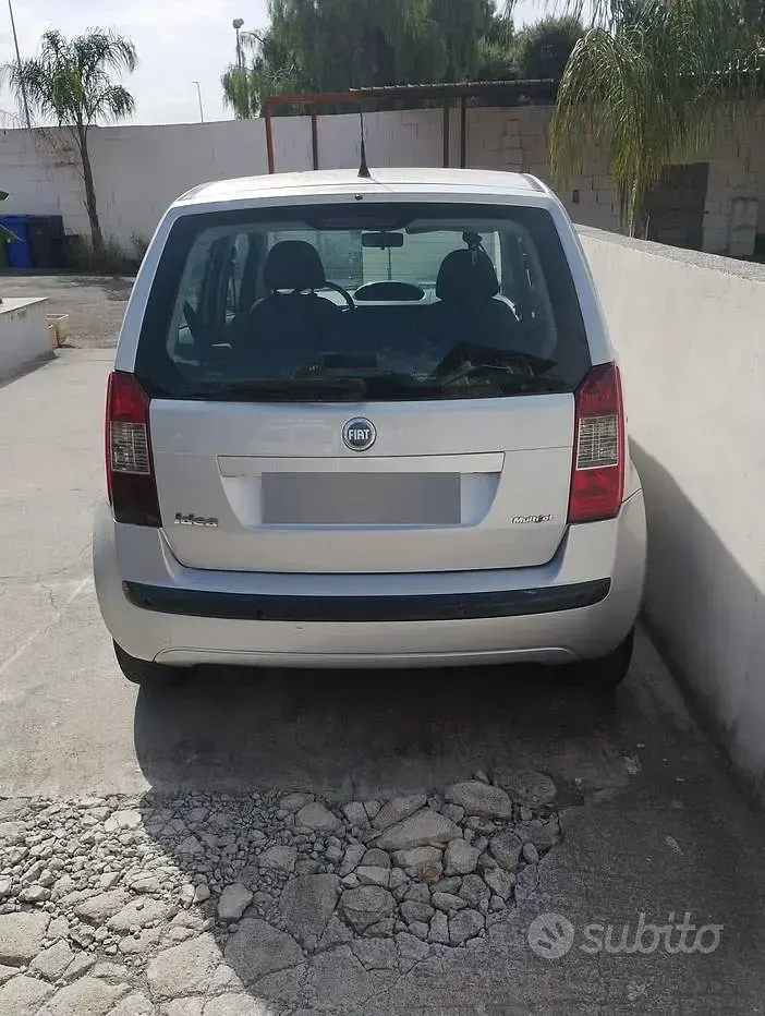 Usata Fiat Idea 69 CV (50 kW) 2007 Grigio Monovolume