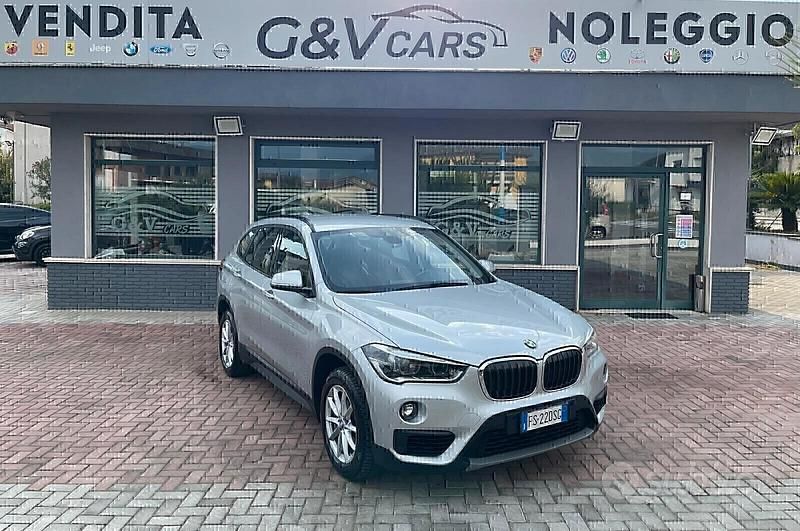 Argento Usata 2018 BMW X1 SUV | 16.900 € (Ottimo prezzo) - Immagine 1/4