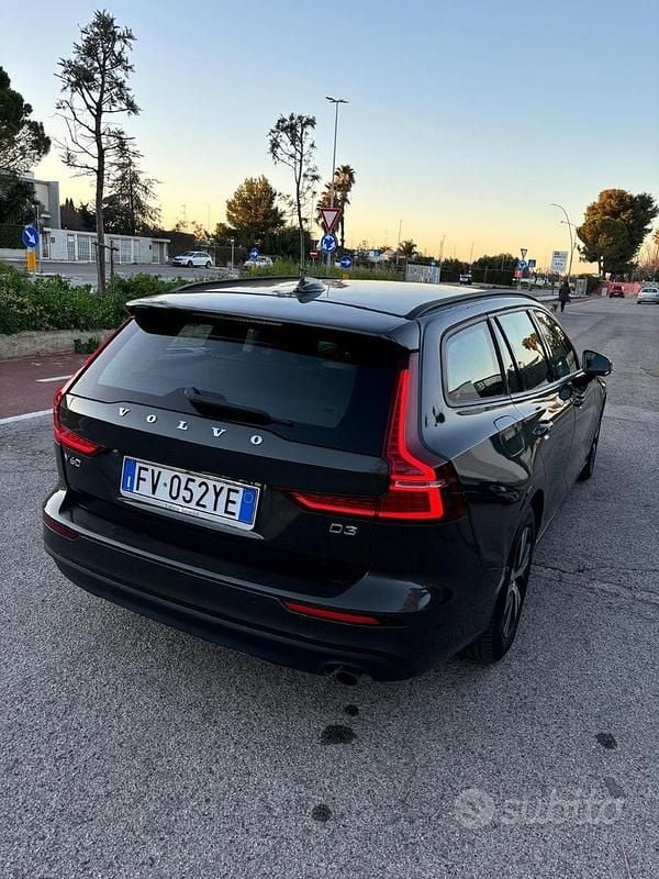 Usata Volvo V60 2019 Grigio Station wagon