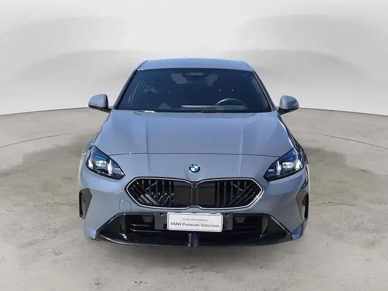 Usata BMW 118 M Sport 150 CV (110 kW) 2025 Grigio Utilitaria