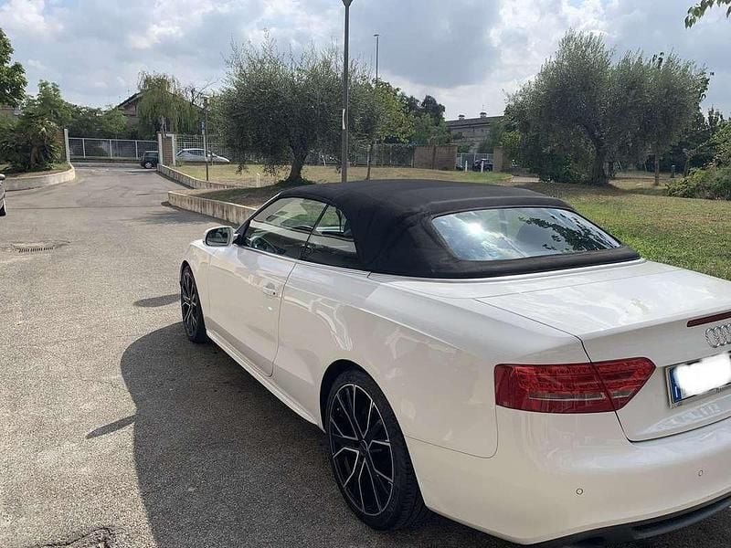 Usata Audi A5 Cabriolet Ambiente 211 CV (155 kW) 2011 Bianco Cabrio