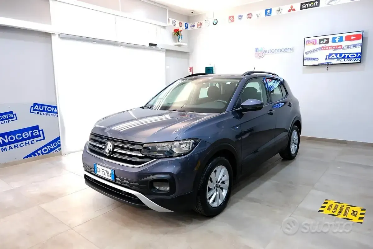 Usata VW T-Cross 110 CV (80 kW) 2023 Grigio SUV