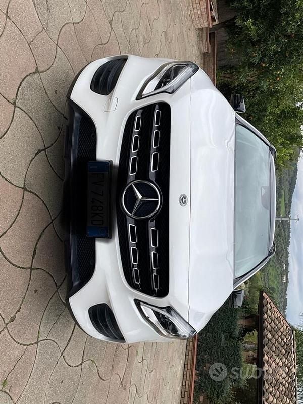 Usata Mercedes GLA200 AMG 170 CV (125 kW) 2019 Bianco SUV