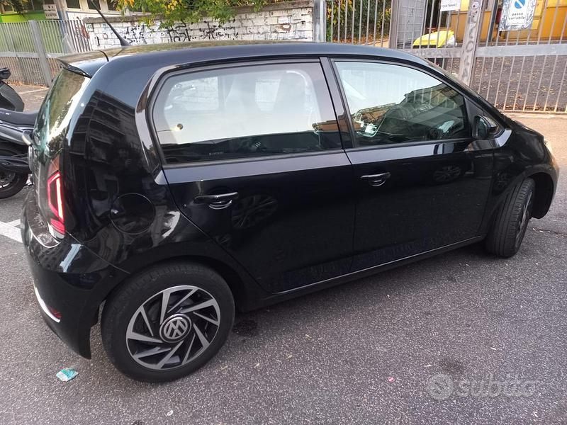 Usata VW up! Move 2019 Nero Utilitaria
