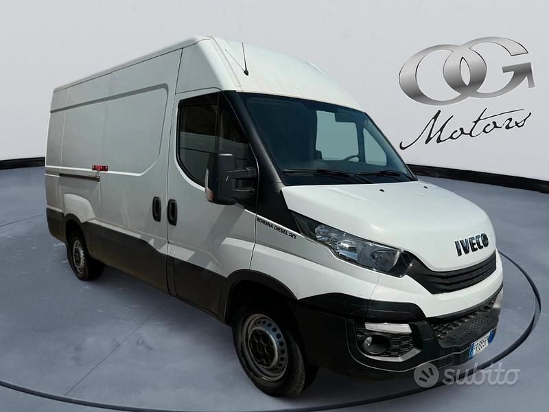Usata Iveco Daily 116 CV (85 kW) 2018 Bianco Berlina