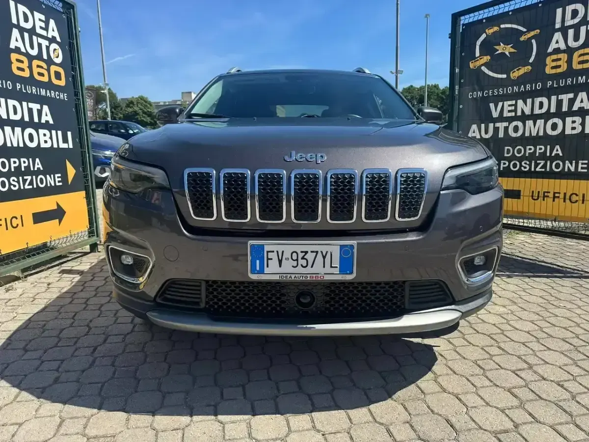 Usata Jeep Cherokee Limited 194 CV (142 kW) 2019 Grigio SUV