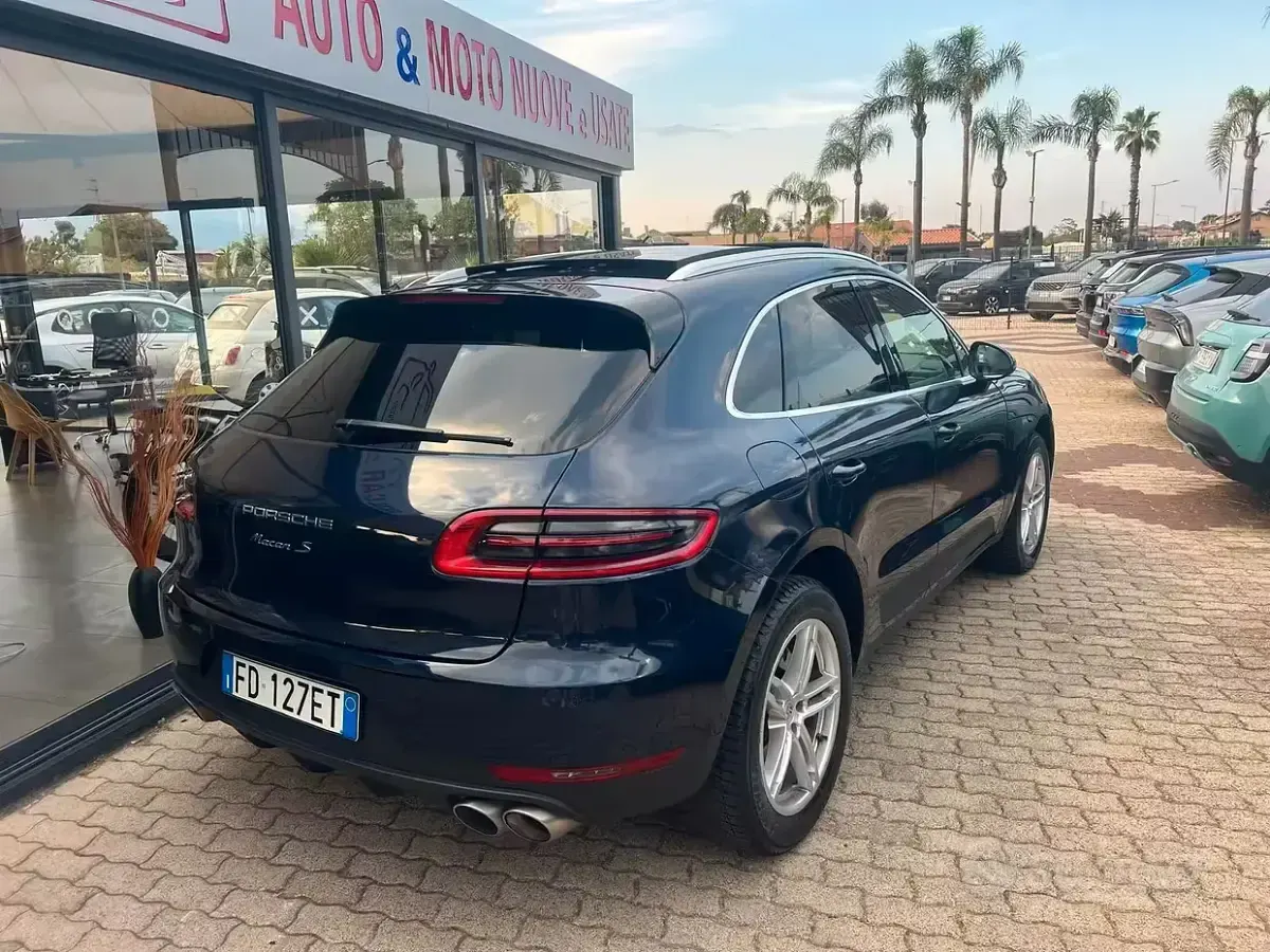 Usata Porsche Macan 250 CV (183 kW) 2016 Blu SUV