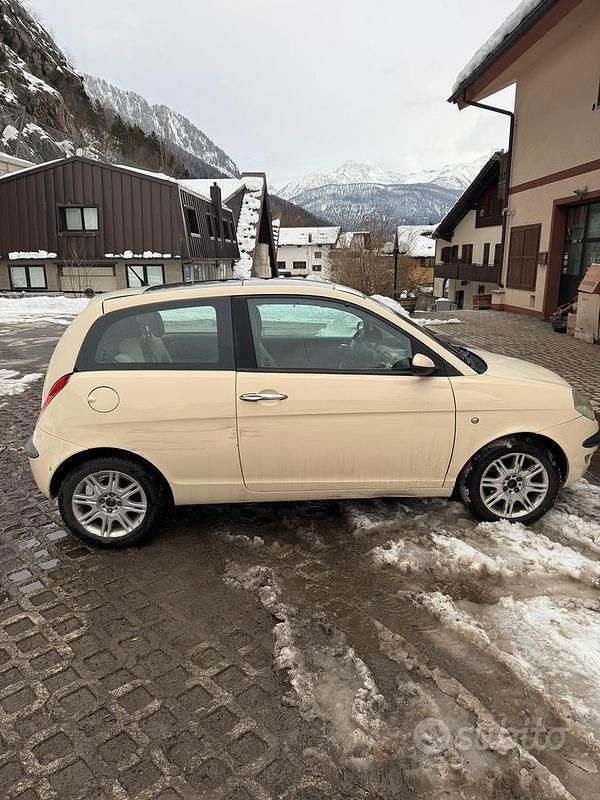 Gebraucht Lancia Ypsilon 60 PS (44 kW) 2003 Kleinwagen