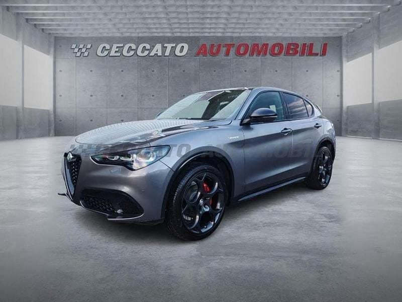 Grigio Nuova 2025 Alfa Romeo Stelvio Veloce SUV | 55.500 € (Ottimo prezzo) - Immagine 1/4