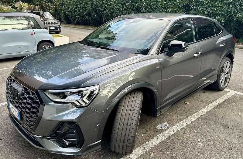 Usata Audi Q3 Sportback S-Line 150 CV (110 kW) 2023 Grigio SUV