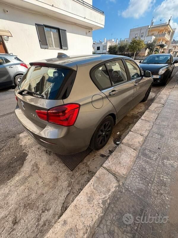 Usata BMW 116 Advantage 116 CV (85 kW) 2016 Marrone Utilitaria