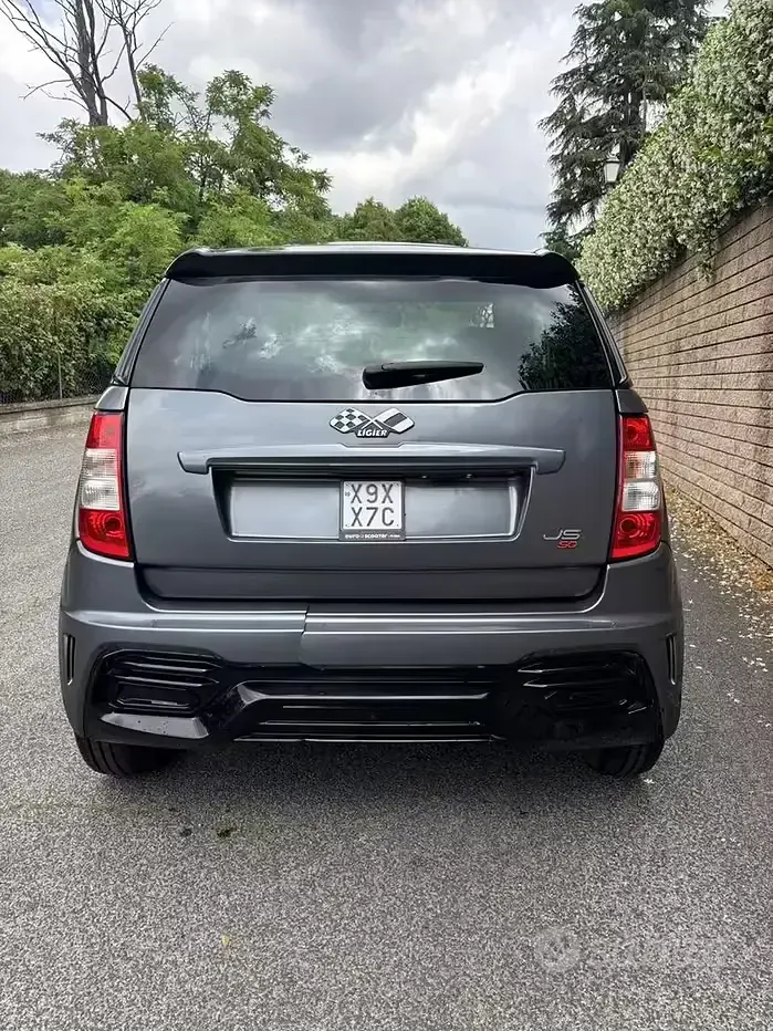 Usata Ligier JS50 2024 Grigio Utilitaria
