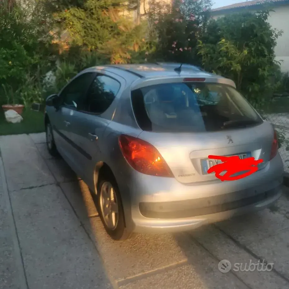 Usata Peugeot 207 73 CV (53 kW) 2009 Grigio Berlina