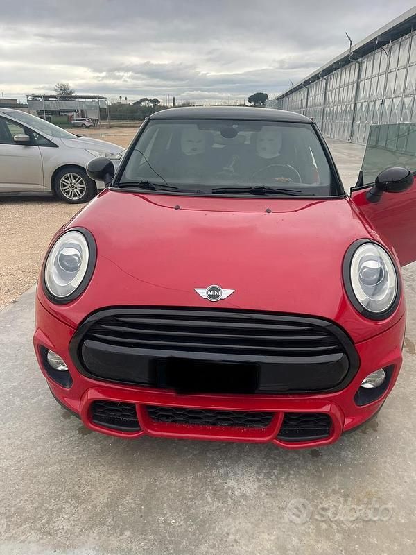 Usata Mini Cooper Coupé 115 CV (84 kW) 2015 Rosso Coupé