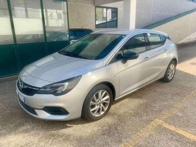 Grigio Usata 2021 Opel Astra Business Tre volumi | 12.990 € (Buon prezzo) - Immagine 1/4