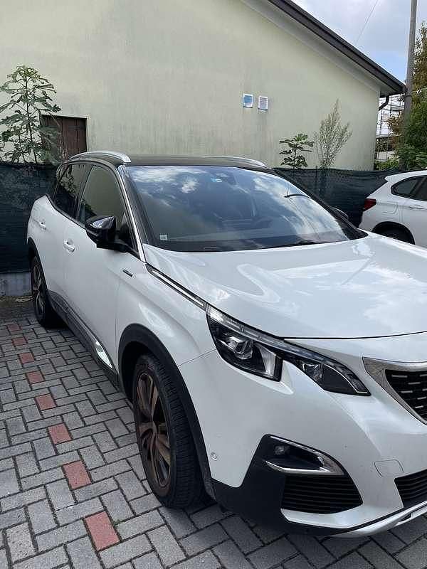 Usata 2020 Peugeot 3008 GT-line SUV | 18.000 € (Buon prezzo) - Immagine 1/4