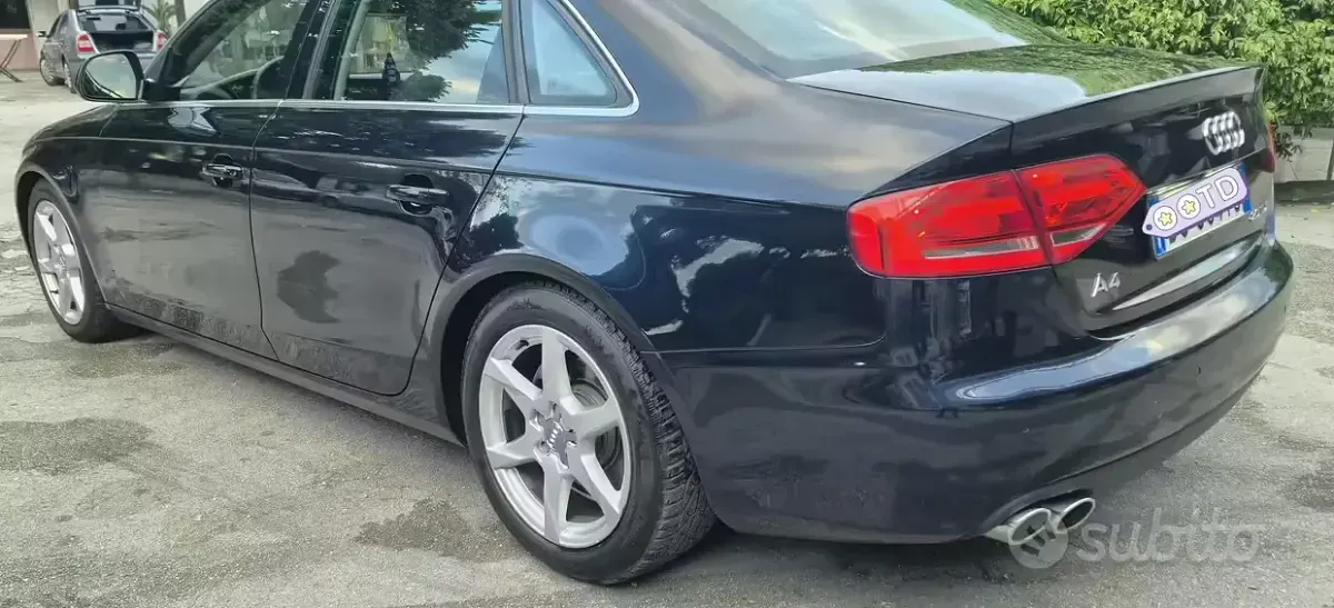 Usata Audi A4 143 CV (105 kW) 2008 Bluazzurro Berlina