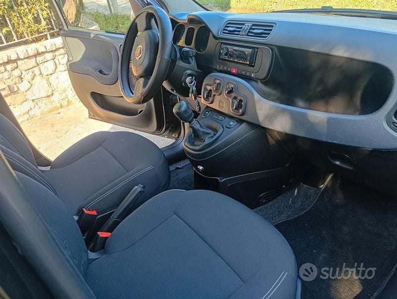Usata Fiat Panda 70 CV (51 kW) 2024 Nero Utilitaria
