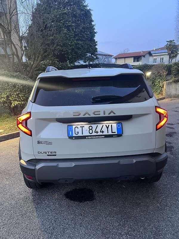 Usata Dacia Duster Extreme 94 CV (69 kW) 2024 Beige SUV