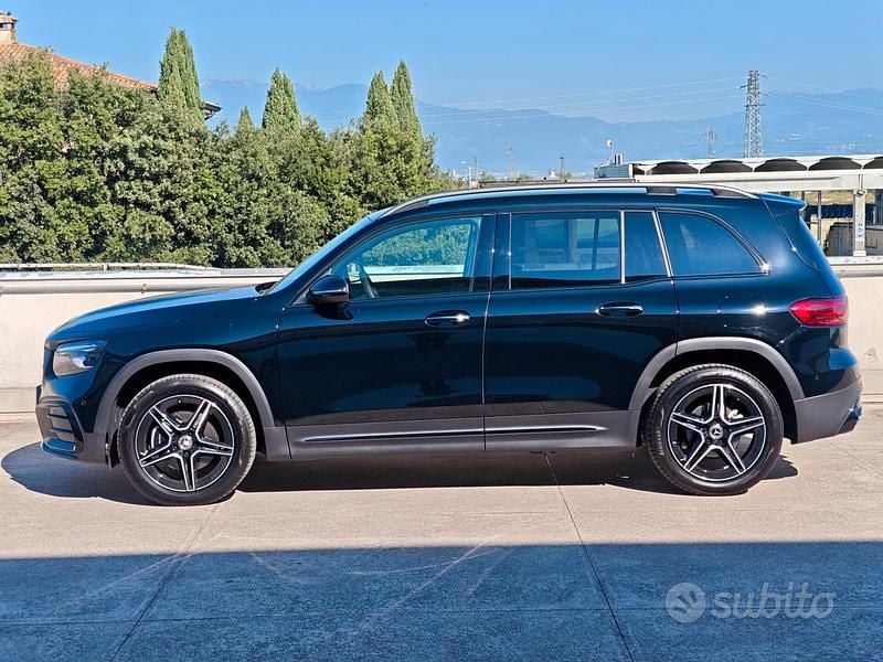 Occasion Mercedes GLB200 AMG Line Premium Plus 150 ch (110 kW) 2025 Noir SUV