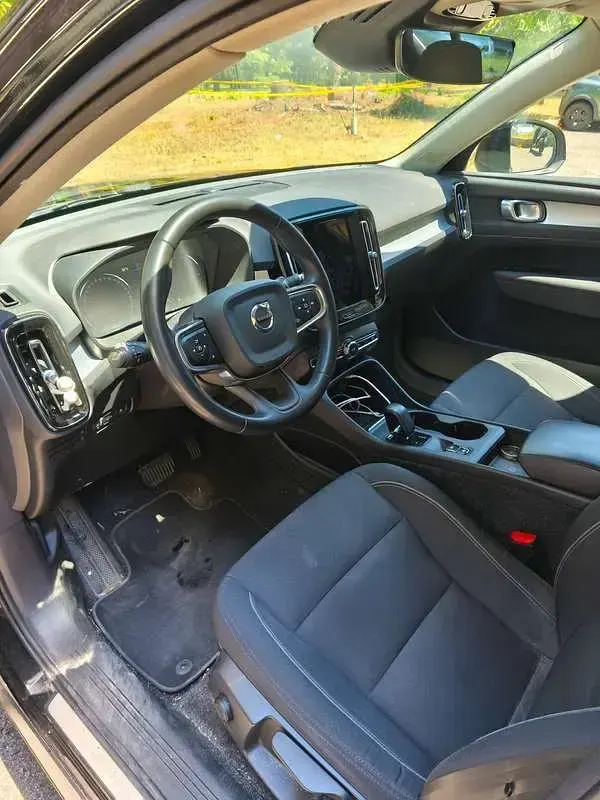 Usata Volvo XC40 Inscription 179 CV (131 kW) 2021 Nero SUV