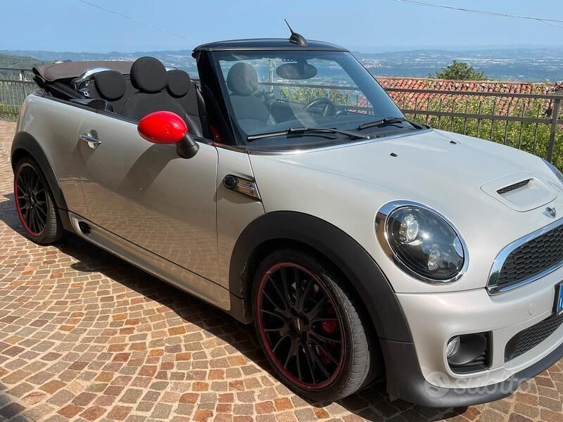 Usata Mini John Cooper Works Cabriolet 211 CV (155 kW) 2014 Grigio Cabrio