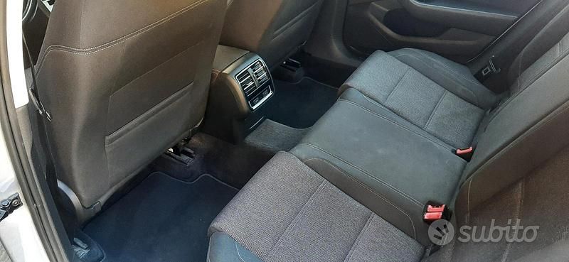 Usata VW Passat 150 CV (110 kW) 2015 Grigio Berlina