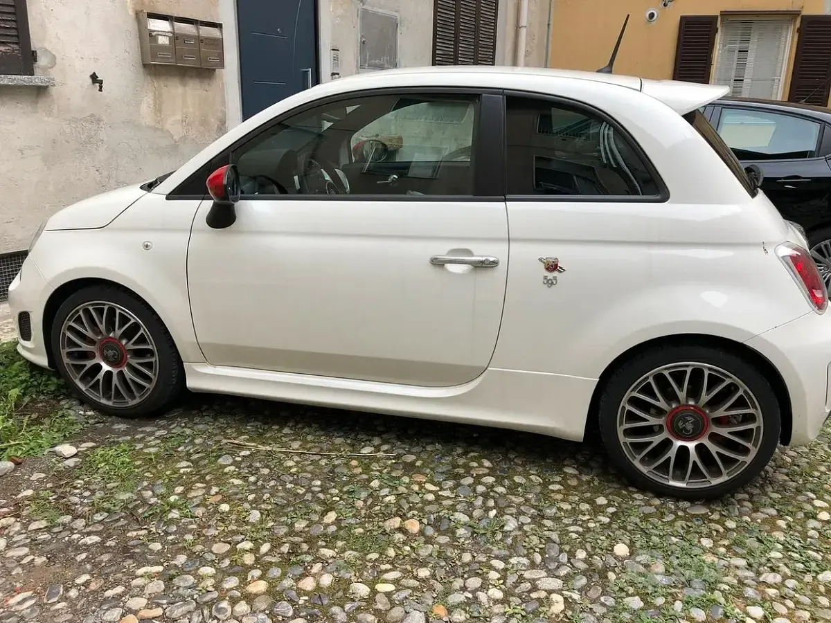 Usata Abarth 595 160 CV (117 kW) 2012 Bianco Utilitaria