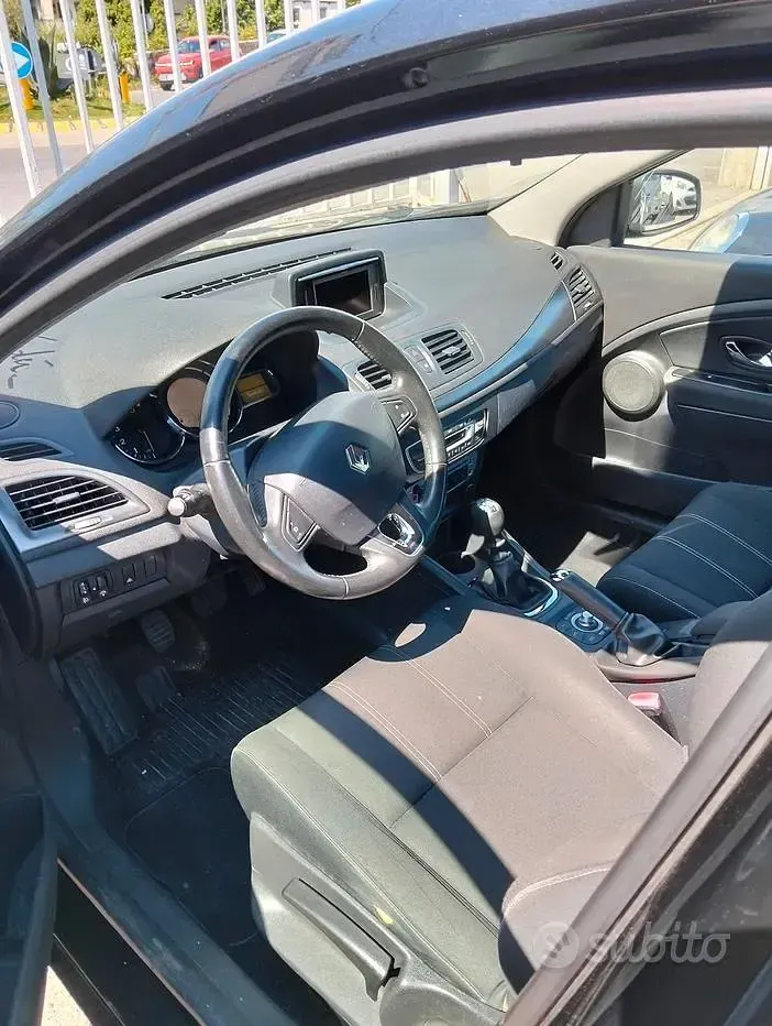 Usata Renault Mégane GrandTour 110 CV (80 kW) 2014 Nero Station wagon