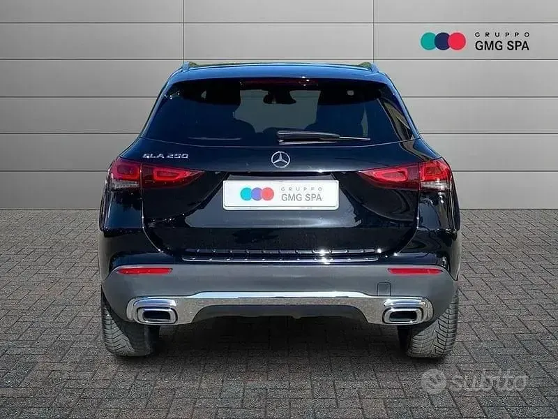 Usata Mercedes GLA250 224 CV (164 kW) 2020 Nero SUV