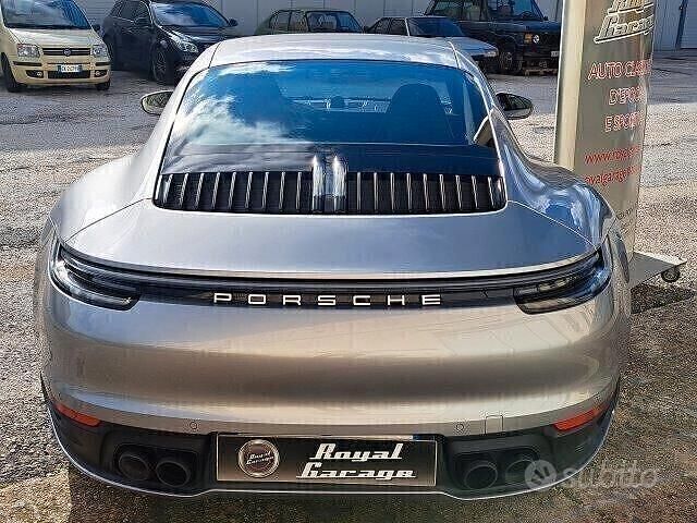Usata Porsche 911 Carrera 385 CV (283 kW) 2021 Grigio Coupé
