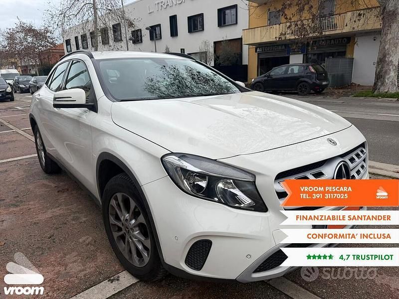 Usata Mercedes GLA180 Business 109 CV (80 kW) 2018 SUV