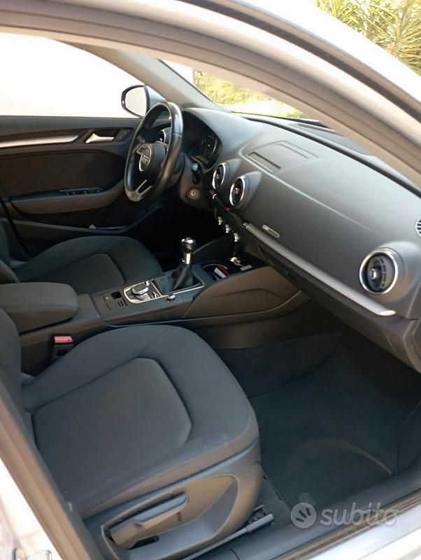 Usata Audi A3 116 CV (85 kW) 2018 Grigio Berlina