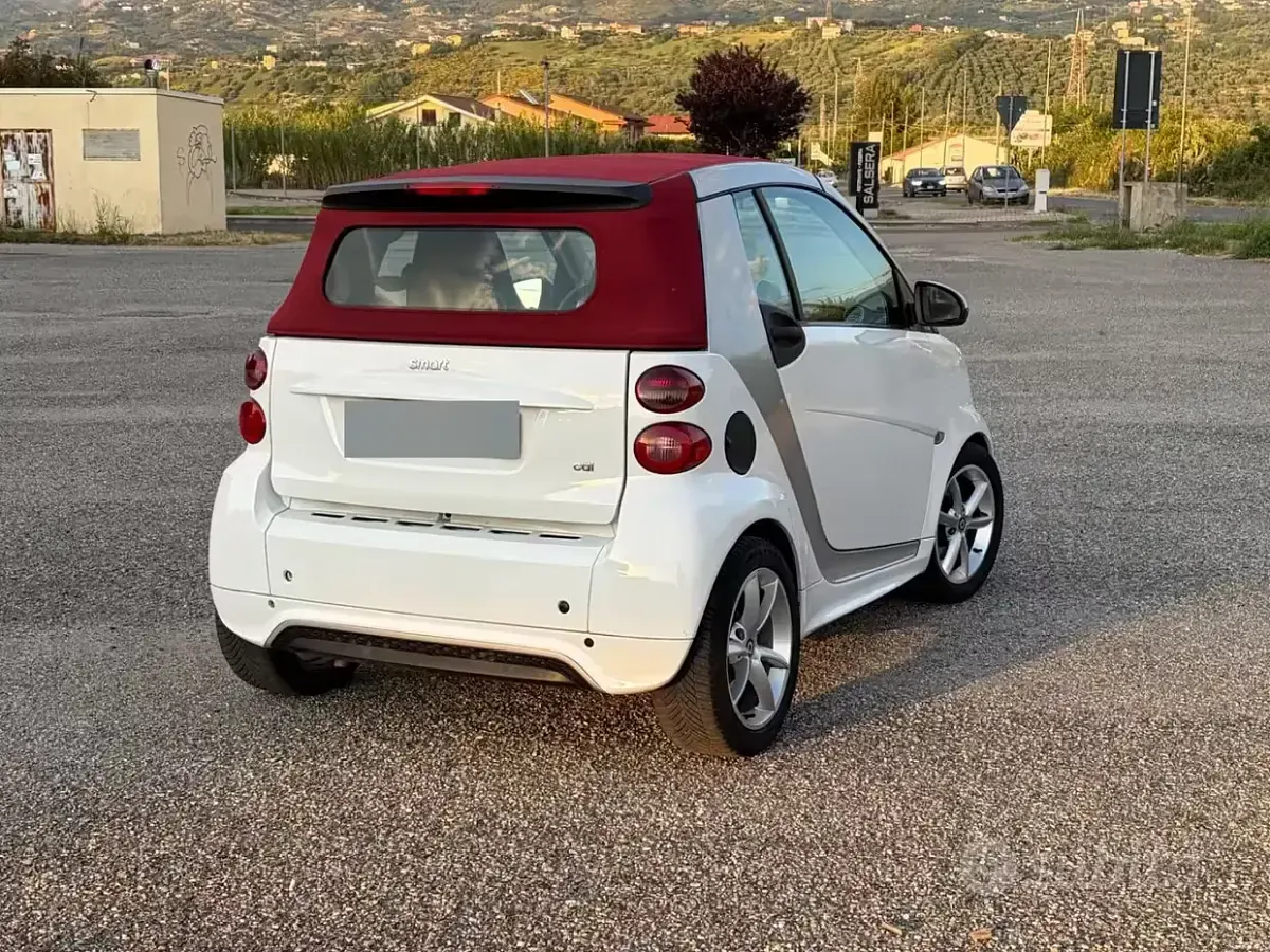 Usata Smart ForTwo Cabrio 54 CV (39 kW) 2012 Bianco Cabrio