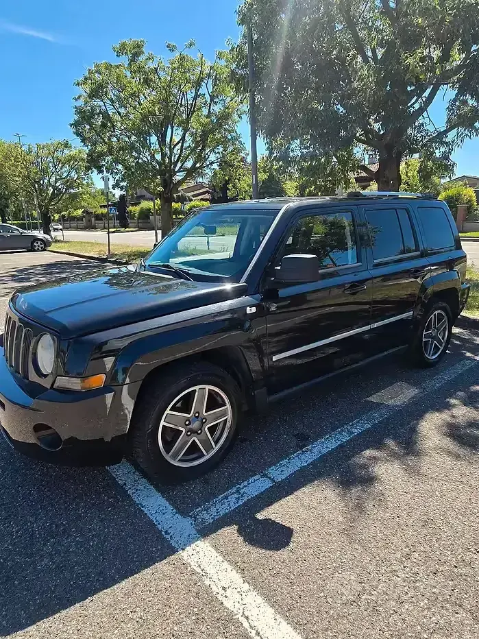 Usata Jeep Patriot 140 CV (102 kW) 2008 Nero SUV