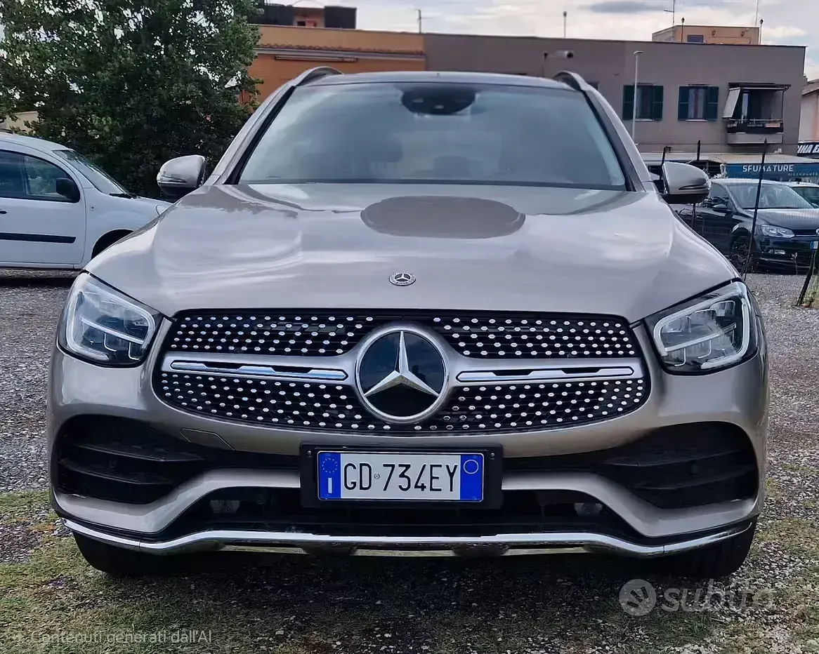 Usata Mercedes GLC220 Premium Plus 194 CV (142 kW) 2021 Marrone SUV